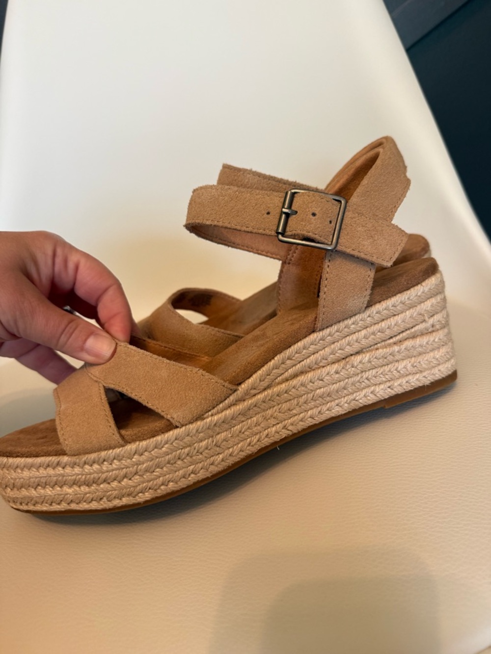 ☀️🌊Tom’s Audrey Suede Espadrille Wedge Platform Sandals in Tan - Picture 5 of 7